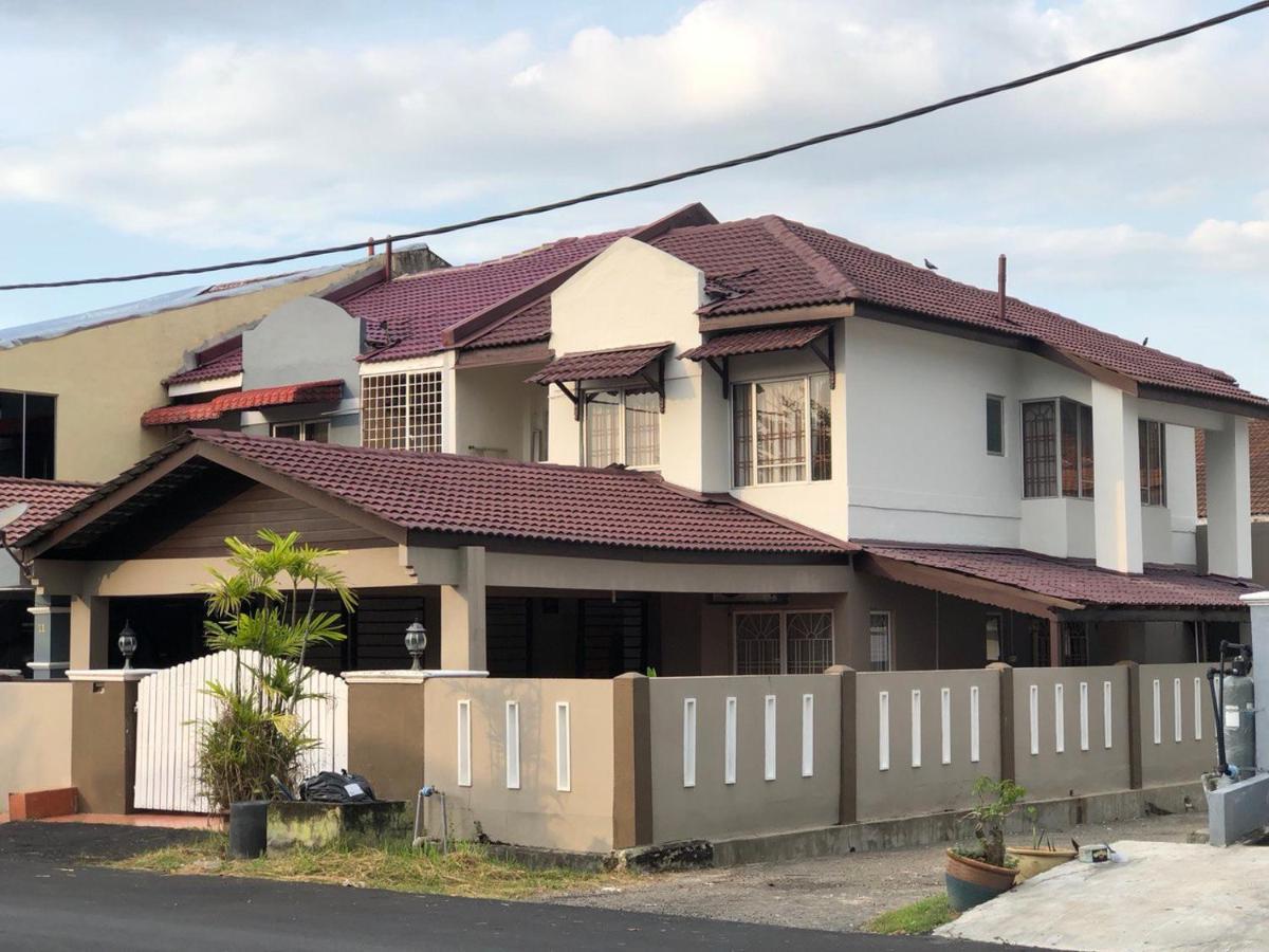 Fateh Homestay - Muji Concept Family House Rawang Eksteriør billede